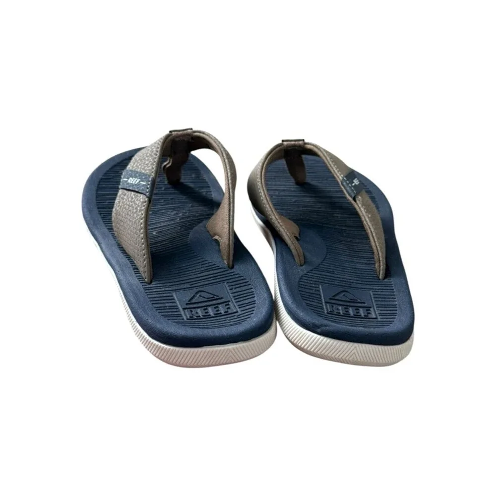 Reef Boys Kids Santa Ana Navy Blue Flip Flops Sandals. Size 1.
